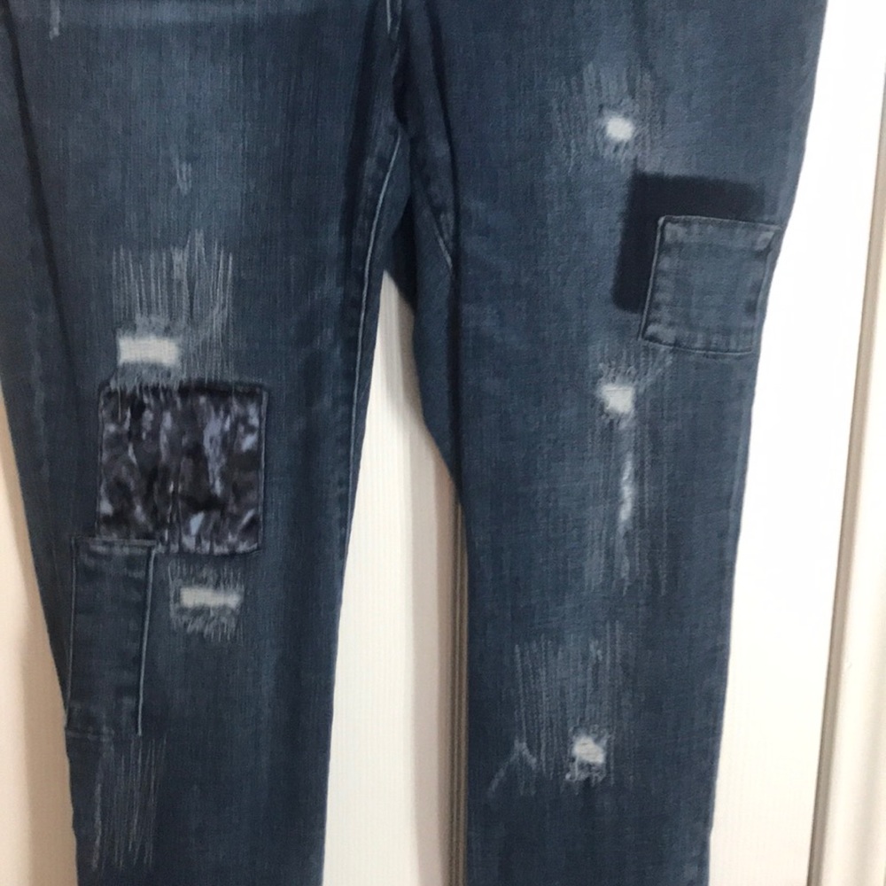 Jeans - Picture 2 of 2